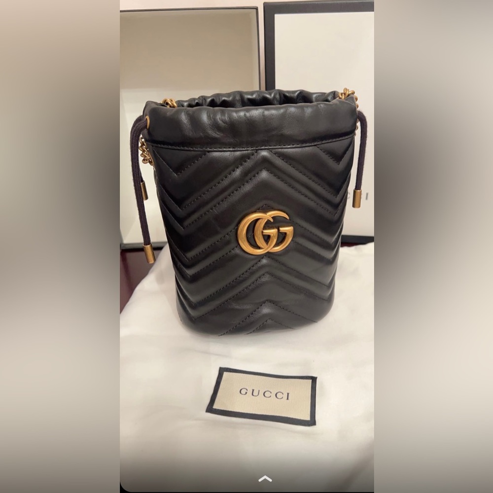 GG marmont mini bucket bag